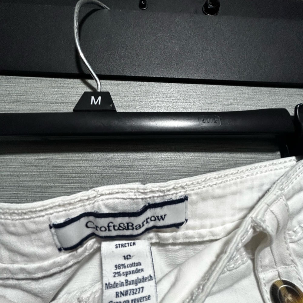 Capris - Picture 6 of 7